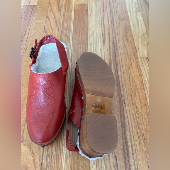 Kelsi Dagger Brooklyn Warehouse Slingback Clogs - Picture 4 of 4